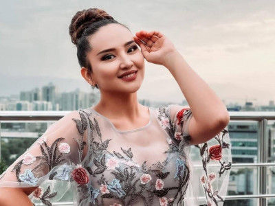 «Он күн аузыма тамақ алмадым»: Салтанат Бақаева ота жасатқанын айтты