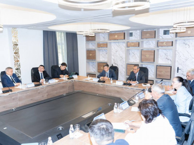Ұлттық ғылым академиясы ғылым мен өндіріс арасында байланыс құруда
