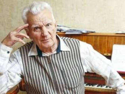 Президент Юрий Аравиннің отбасына көңіл айтты
