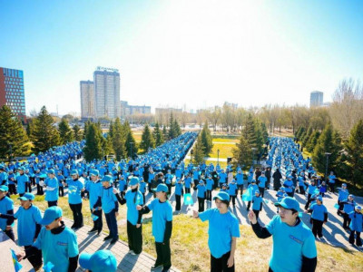 Елордада бір мезетте 1500-ден астам оқушы «Атамекен» әнін орындады
