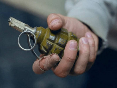 Украинада ер адам пойыз ішінде граната жарған