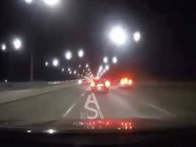 Астанада Audi мен Volkswagen көліктері соқтығысты (ВИДЕО)