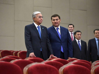 Президент Өнер орталығына барды