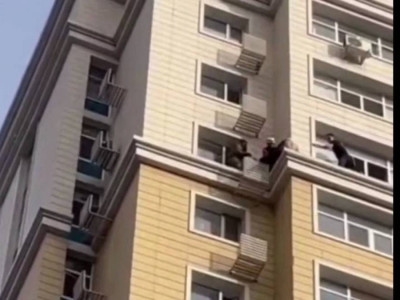 Астанада 15-қабаттан секірмек болған қыз құтқарылды