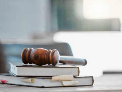 Павлодарда анасы балаларын терезеден лақтырған: Іс сотқа түсті