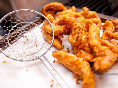 Түркістанда 14 адам фастфудтан уланып қалды