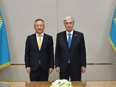 Қасым-Жомарт Тоқаев Бейжің Тіл және мәдениет университетінің президентімен кездесті