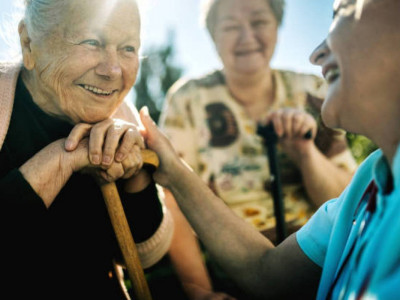Атырауда ақырзаман туралы діни кітапша таратқан зейнеткер ұсталды