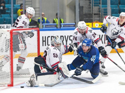 ҚХЛ: «Барыс» өз алаңында «Нефтехимиктен» жеңілді