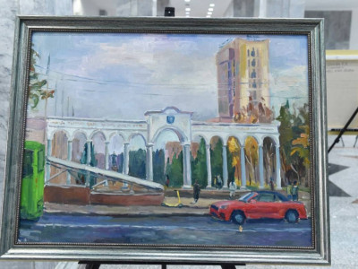 ҚазҰУ-да пленэрде салынған суреттер көрмесі ашылды