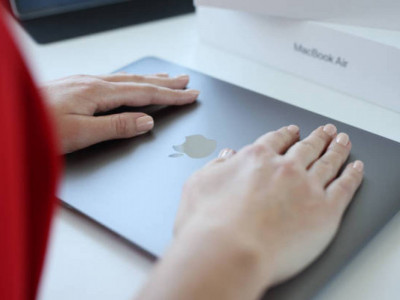 Apple компаниясы арзан MacBook шығармақ