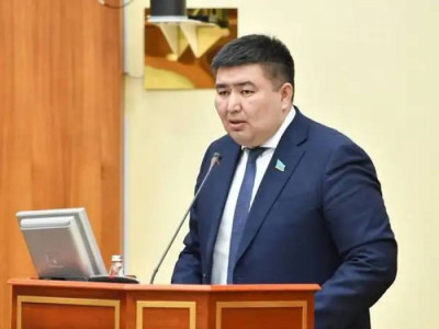 Елнұр Бейсенбаев: Ішкі саясат туралы жарлық – еліміздің жаңа саяси дәуіріндегі маңызды стратегиялық құжат