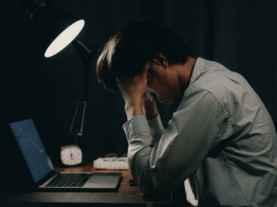 Қатты шаршап, миы «толып» кеткен адамның миы балалардікіндей жұмыс істей бастайды