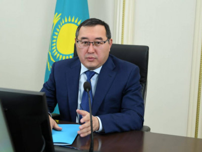 Алматы облысының әкімі Harry Dobbs Design Ltd және «Caspian Group» AK компанияларының өкілдерімен кездесу өткізді