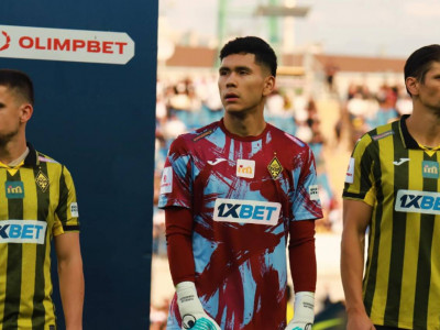 Атырауда Темірлан Анарбековтің автографы қойылған доп 12 млн теңгеге сатылды