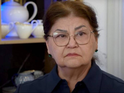 Қуандық Бишімбаевтың анасы 1 млн долларды жылдар бойы қалай жинағанын айтты