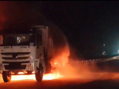 Алматы – Өскемен тасжолында жүк көлігі өртеніп кетті