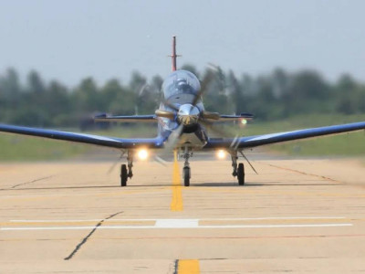 Үндістанда әскери оқу ұшағы апатқа ұшырады