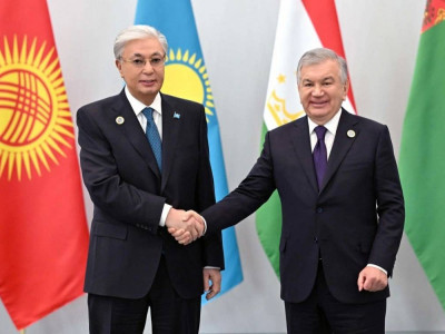 Қасым-Жомарт Тоқаев Ташкенттегі Конгресс орталыққа келді