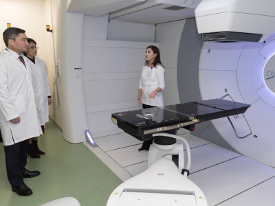 Олжас Бектенов Президенттің медицинадағы озық технологияларды дамыту жөніндегі тапсырмаларының орындалу барысын тексерді