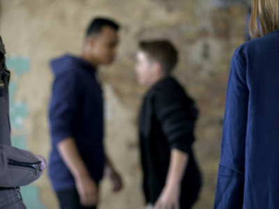 Агрессив жасөспірімдер қатарластарына қарағанда тез қартаяды – 17 жылдық зерттеу нәтижесі