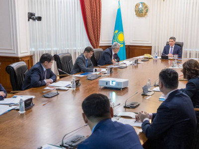 Президент тапсырмасы: Олжас Бектенов халықты әлеуметтік қолдау жүйесін жетілдіру мәселелері жөнінде кеңес өткізді