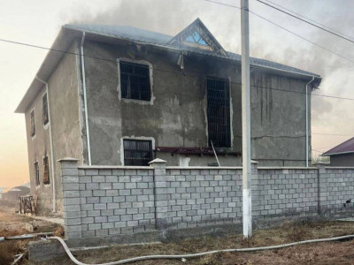 Жетісайда 9 бала қаза тапқан үйдің суреті жарияланды