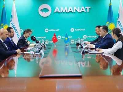 «AMANAT» пен «AK Parti» өзара ынтымақтастықты нығайтпақ