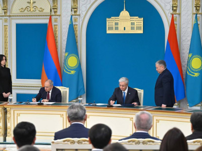 Қазақстан мен Армения жасанды интеллект және цифрландыру бойынша тәжірибе алмасады – Тоқаев