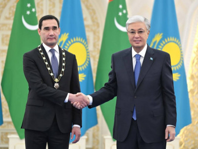 Мемлекет басшысы Түрікменстан Президентін «Алтын Қыран» орденімен марапаттады