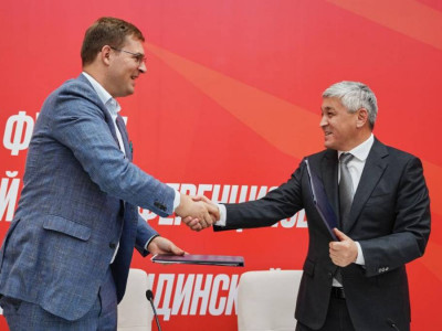 Тимур Турлов «Шахтёр» футбол клубын сатып алды