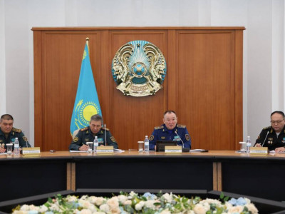 "Биыл 2 710 сарбаз білім гранттарын иеленді": Астанада әскери қызметтің беделін көтеру мәселесі талқыланды