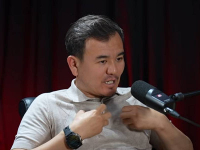 «Көлігімді, 40 млн теңге ақшамды апарып бердім»: Мейірхан Шерниязов өзінің қалай алданғанын айтты