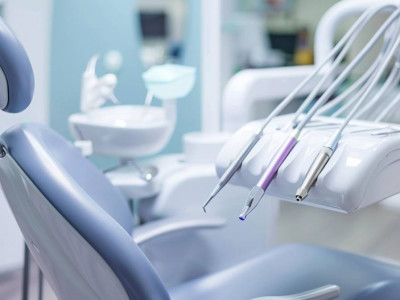 Сотта тіс емханасында көз жұмған сәбиді дәрігерлердің құтқаруға тырысқан сәті түсірілген видео көрсетілді