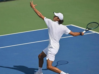 Теннисші Әмір Омарханов Тунистегі турнирдің ширек финалына шықты