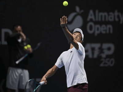 Әмір Омарханов әлемнің үздік теннисшілерінің қатарына енді