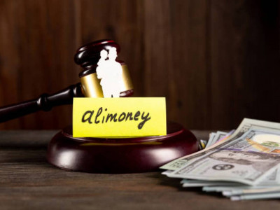 Алматыда борышкерлерден 1 млрд теңге алимент өндірілді