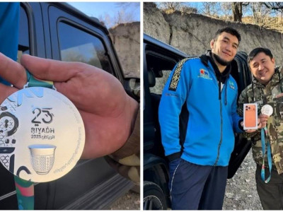 Кәсіпкер Ризабек Айтмұханға ең соңғы үлгідегі телефон сыйлады (ВИДЕО)