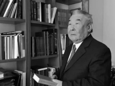 Мемлекет қайраткері Жабайхан Әбділдин дүниеден өтті