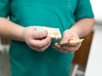 Жаңаөзенде 145 медицина қызметкеріне сақтандыру жарнасы төленбеген
