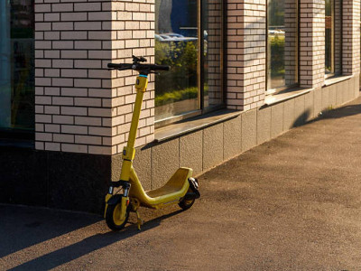 Самокаттарда мемлекеттік нөмір пайда болуы мүмкін – Мәжіліс заң жобасын мақұлдады