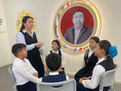 Маңғыстаулық ұстаз мектепішілік буллингтің алдын алуға арналған ойын шығарды