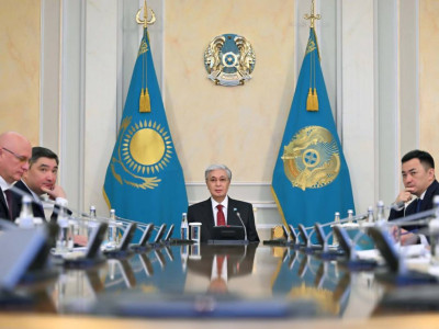 Мемлекет басшысы өңірлік жүк авиахабтарын дамыту жөнінде кеңес өткізді