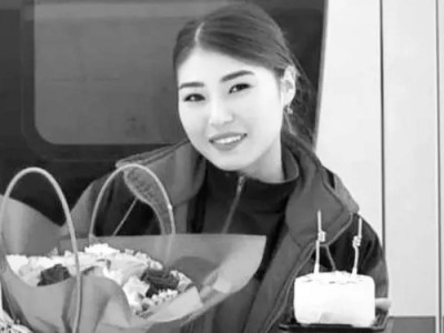 "Қайғыдан шоу жасамаңыздар": Марқұм фельдшердің жары көпшілікке қатаң ескерту жасады