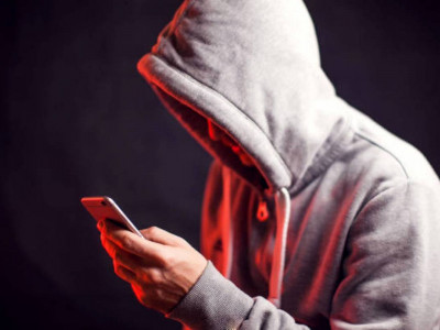 18 жастағы жігіт Ақтөбе тұрғынын алдап, 1,5 млн теңге алған