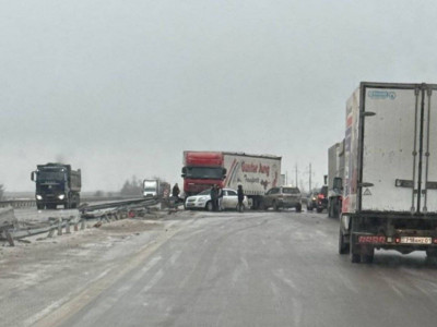 Ақмола облысында көктайғақтан бірнеше автокөлік соқтығысты