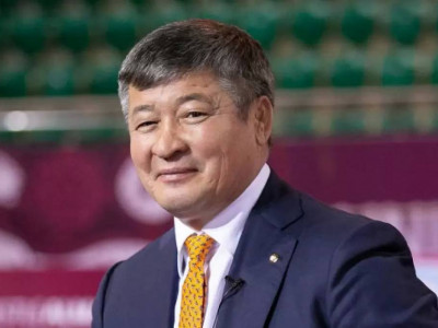 Дәулет Тұрлыханов Күрес федерациясындағы қызметінен босатылды