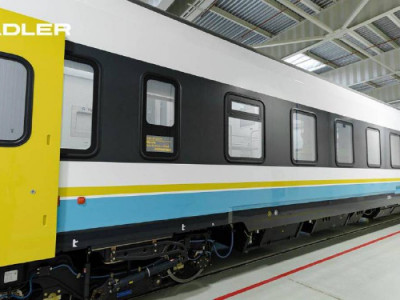 ҚТЖ жаңа үлгідегі отандық плацкарт вагондарын көрсетті