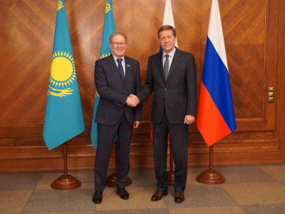 Мәжілісмендер студенттер, автотасымалдаушылар және жолсеріктер үшін Ресейдің көші-қон талаптарын қайта қарауды ұсынды