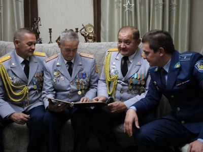 Үш буын полицейлер түлеген шаңырақ